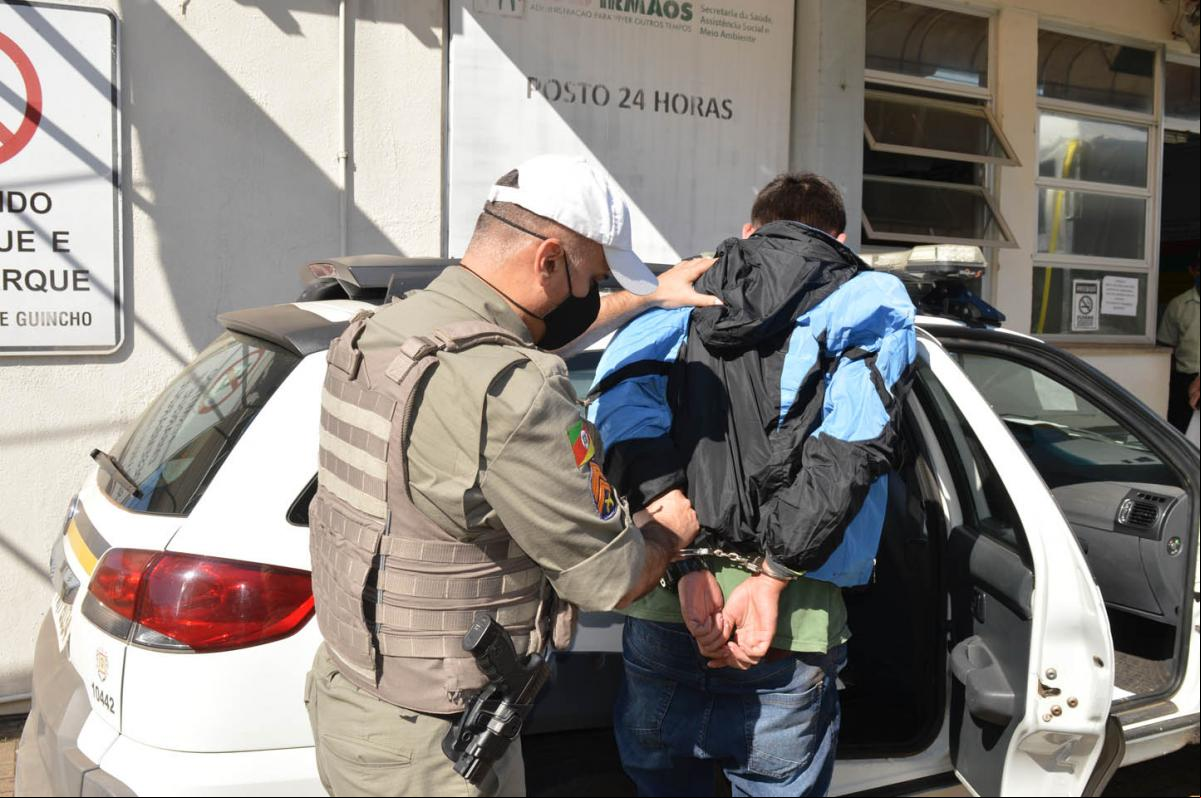 Assalto ocorreu no início da tarde desta sexta Assalto ocorreu no início da tarde desta sexta