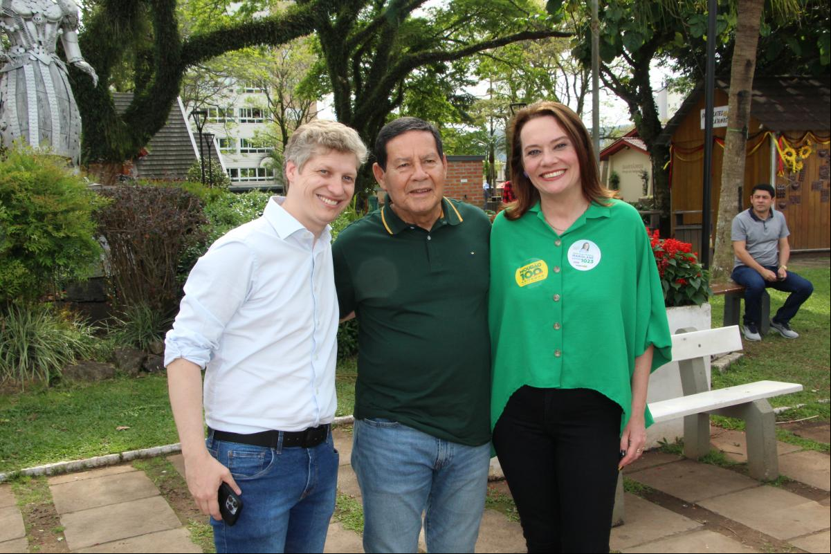 Marcel, Mourão e Marislane Marcel, Mourão e Marislane