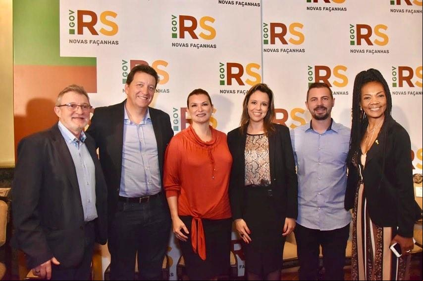 Ary Vanazzi (São Leopoldo), Luciano Orsi (Campo Bom), Fátima Daudt (Novo Hamburgo), Nadine Anflor, chefe da Polícia Civil do RS, William Winck (Lindolfo Collor) e Tânia da Silva (Dois Irmãos) Ary Vanazzi (São Leopoldo), Luciano Orsi (Campo Bom), Fátima Daudt (Novo Hamburgo), Nadine Anflor, chefe da Polícia Civil do RS, William Winck (Lindolfo Collor) e Tânia da Silva (Dois Irmãos)