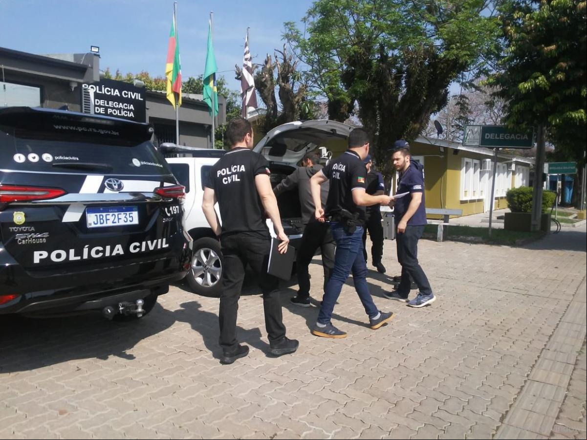 Ação contou com agentes da DP e do IGP Ação contou com agentes da DP e do IGP