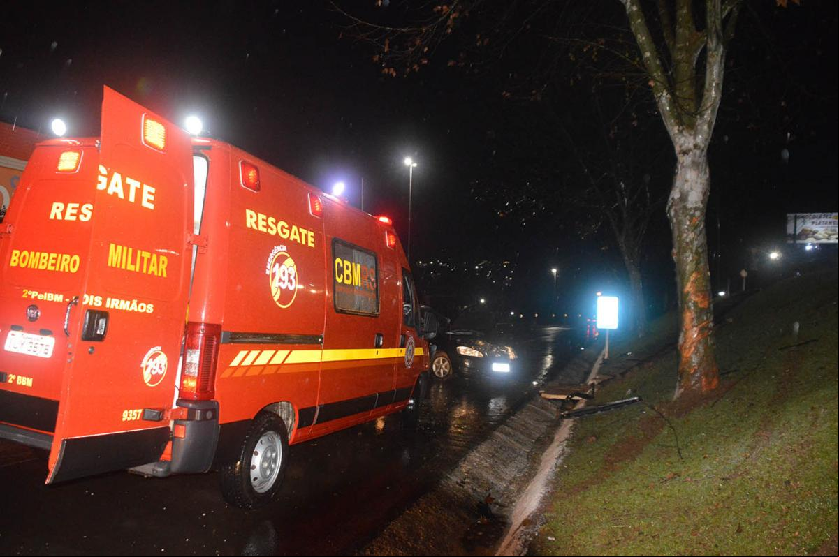 Tragédia ocorreu na noite chuvosa de sábado Tragédia ocorreu na noite chuvosa de sábado