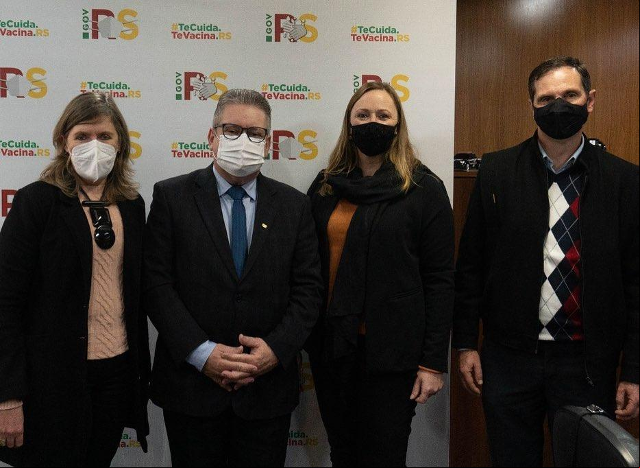 Em Porto Alegre: Carla, Ranolfo, Sônia e Aírton Em Porto Alegre: Carla, Ranolfo, Sônia e Aírton