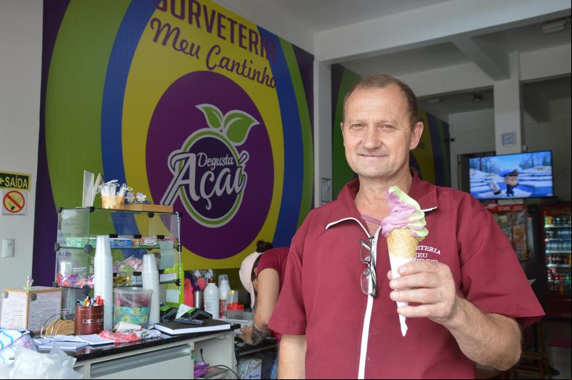Comerciante comemora movimento no Natal dos Anjos