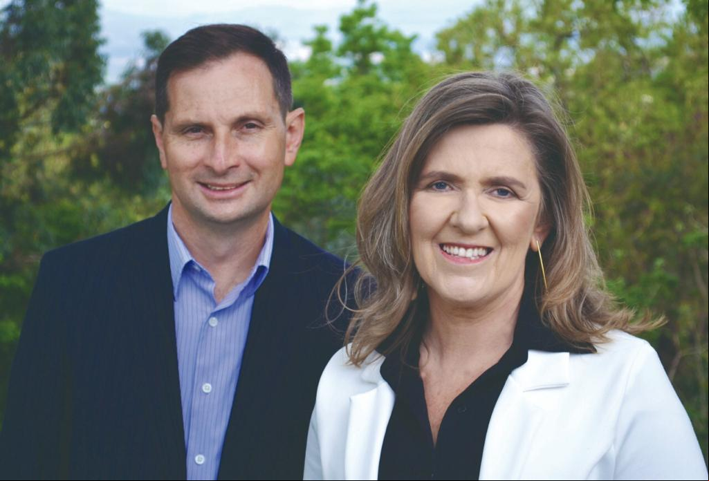Airton Bohn e Carla Chamorro buscam a reeleição sem adversários (Foto: Divulgação)