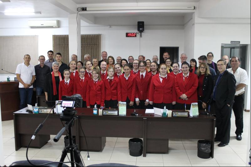 (Fotos: Divulgação / Câmara)