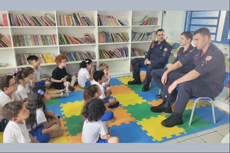 (Fotos: Corpo de Bombeiros / Divulgação)