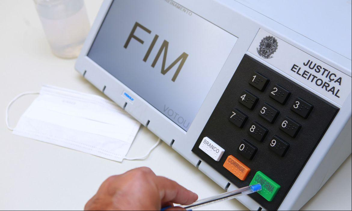 Votação é no próximo dia 15