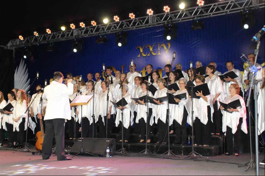 Coro dos Anjos fez uma belíssima apresentação