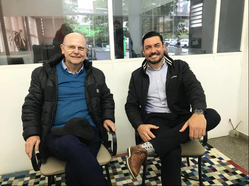 Deputado federal Elvino Bohn Gass visita Dois Irmãos e confirma emendas