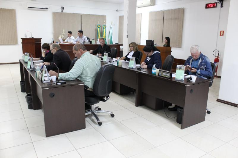 (Fotos: Divulgação / Câmara)