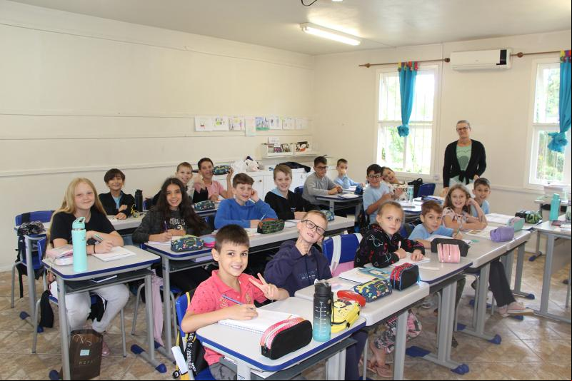 Escola ainda conta com turmas multisseriadas