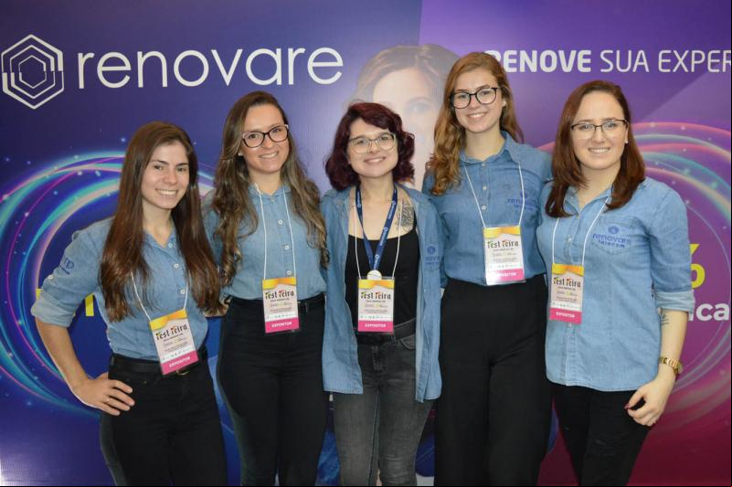 Bruna, Diana, Letícia, Manuela e Tamara, da Renovare, de Dois Irmãos