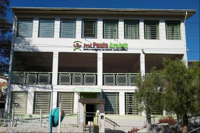 Atendimento é na escola Paulo Arandt (Foto: Divulgação)