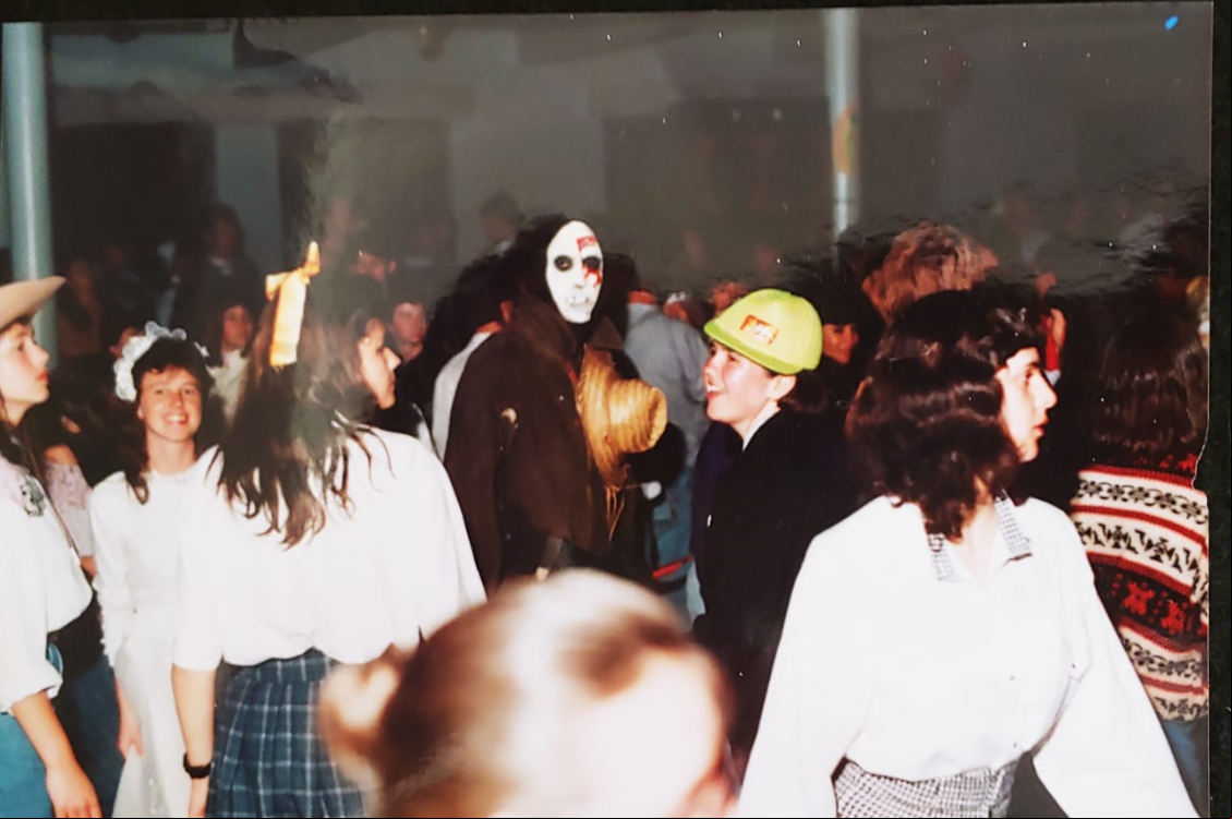 Express Loucura era a festa à fantasia mais famosa da região (Foto: Divulgação)