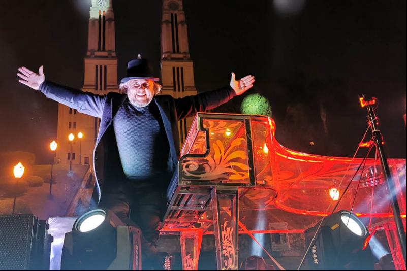 Música a Domicílio, com Rodrigo Soltton, é atração neste sábado (Foto: Divulgação)