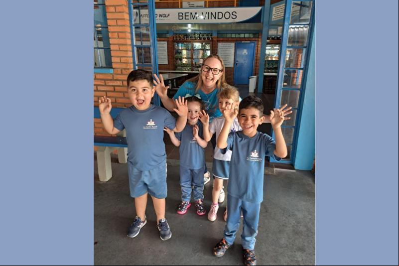 Alunos da Turma NA03, da escola Carlos Rausch, estão concorrendo na categoria Educação Infantil com o trabalho “Como sei que estou crescendo?”