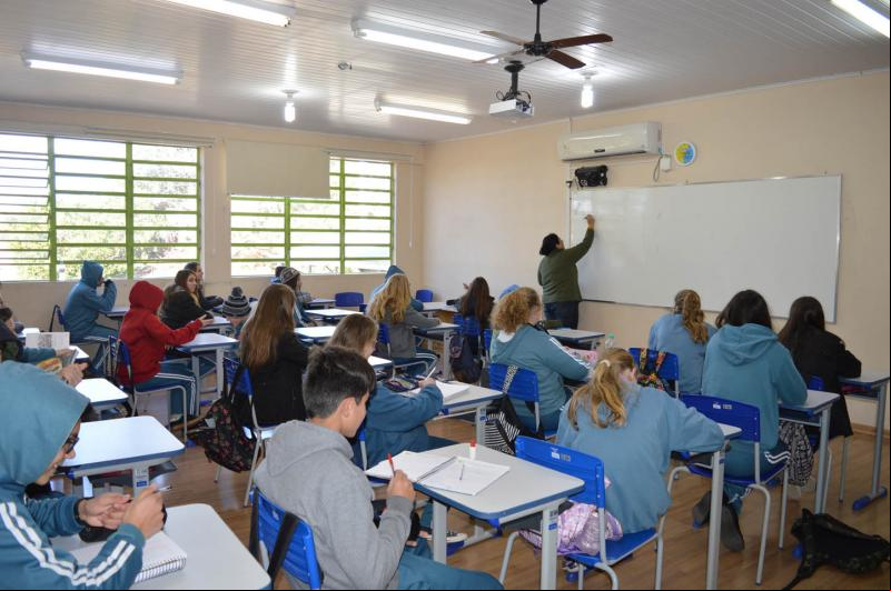 Aulas na rede municipal estão suspensas desde 23 de março