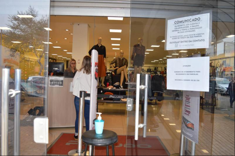 Algumas lojas estão recebendo pagamentos de prestações na entrada