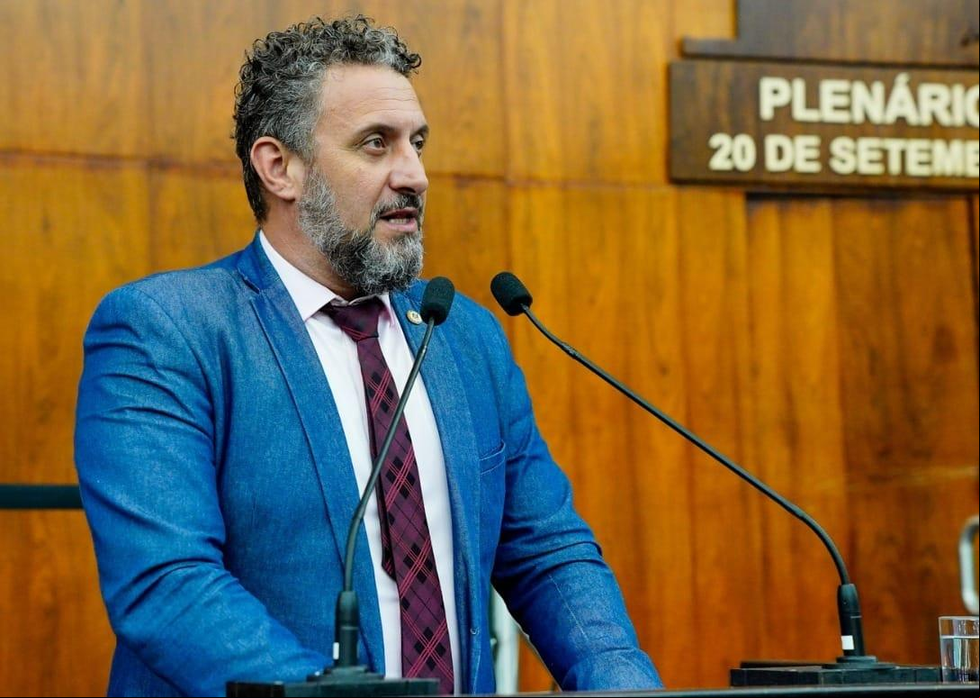 Issur Koch (Foto: Divulgação)