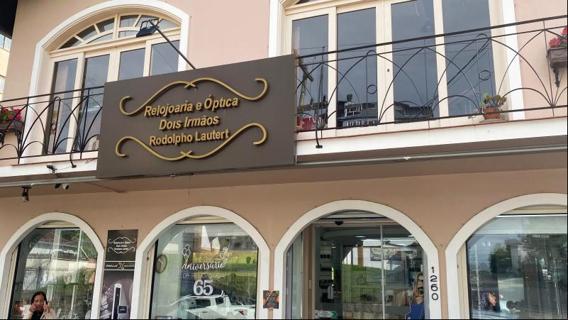 Loja fica na Avenida São Miguel