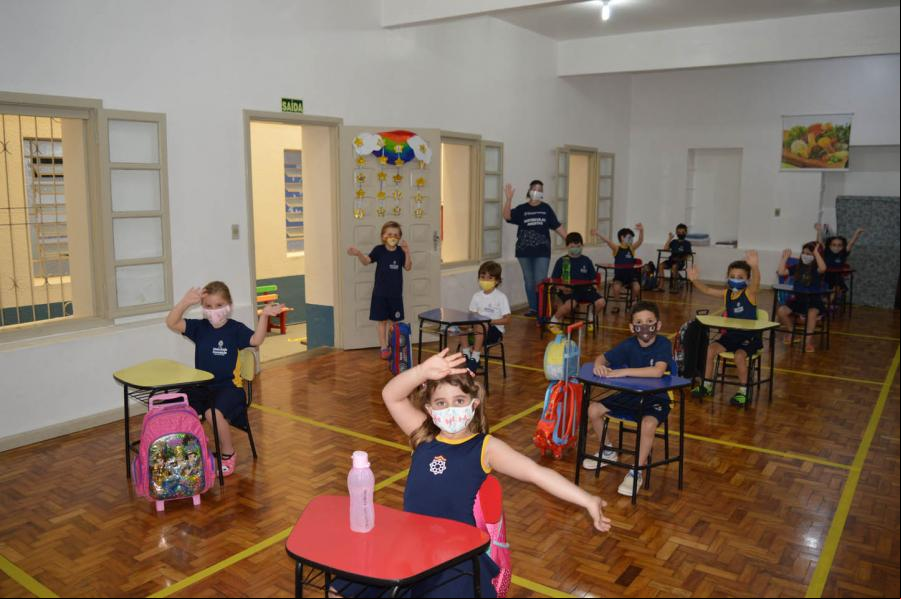 Turma Pré - Nível 2, da professora Camila, está de volta 